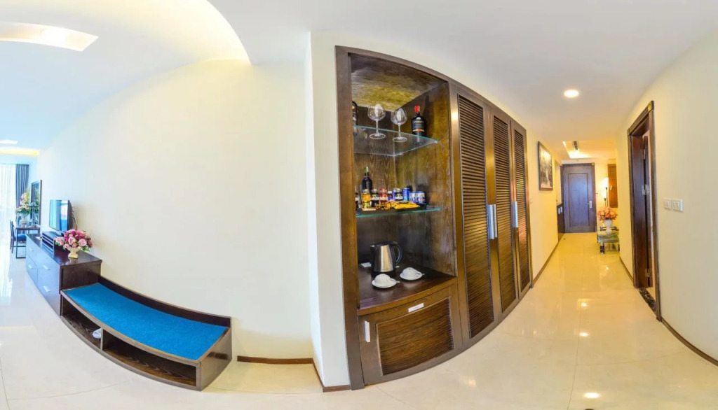Brilliant Me Tri Hotel