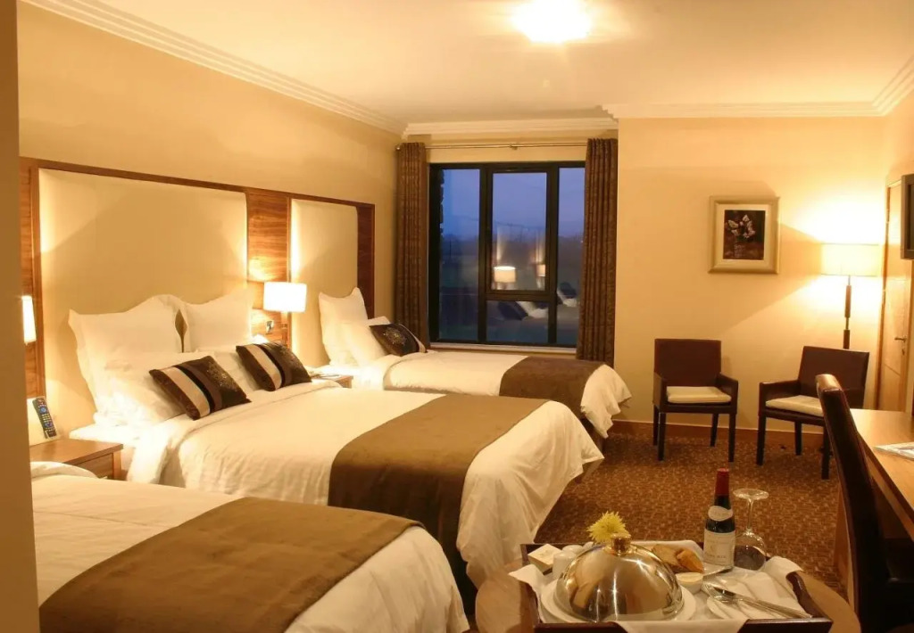 Amber Springs Hotel