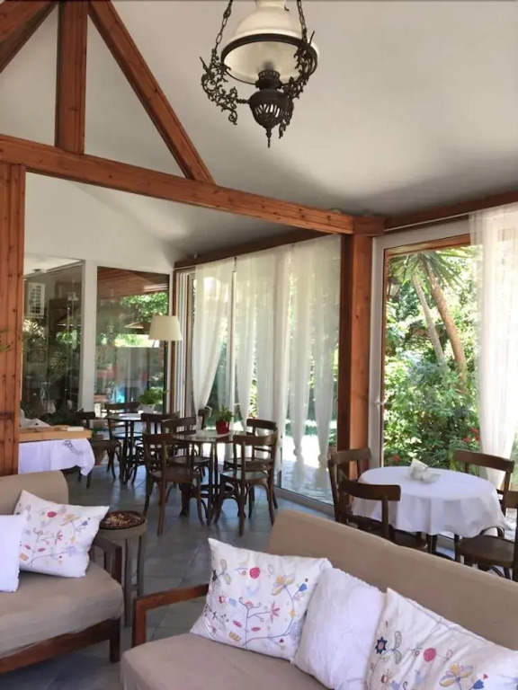Meliti Guesthouse