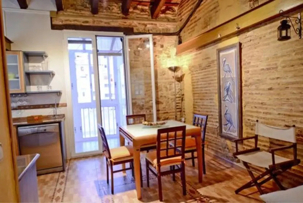 Cervantes Apartment