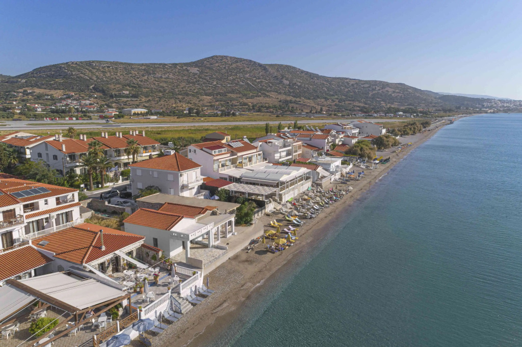 Potokaki Beachfront Hotel