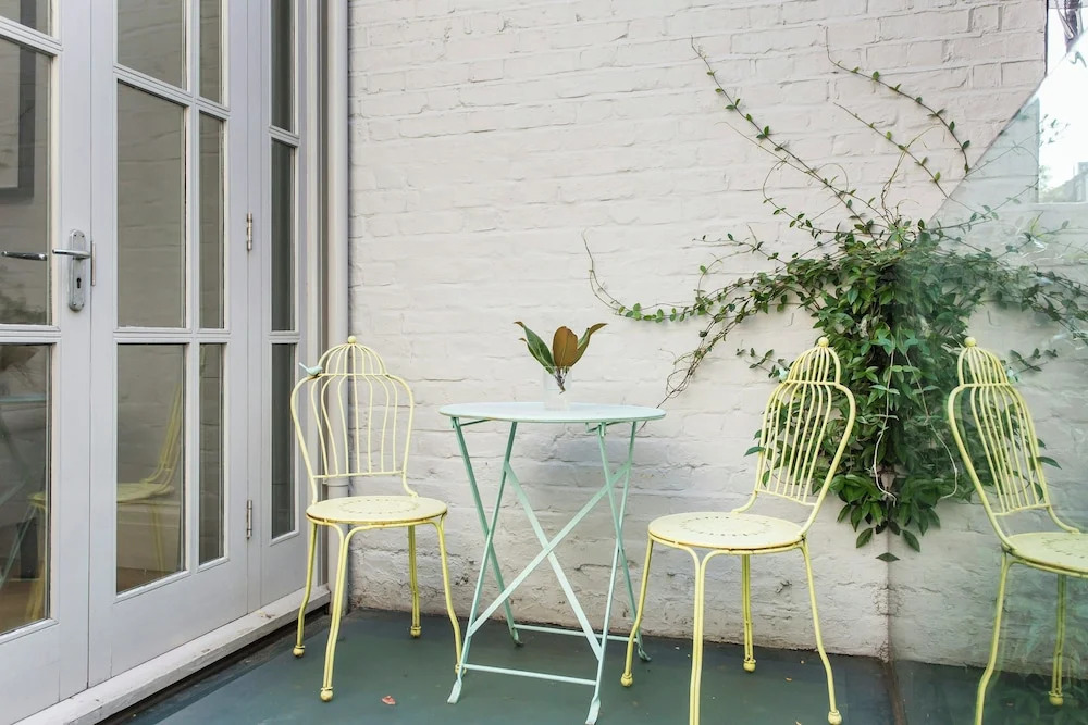 Ovington Gardens by Onefinestay
