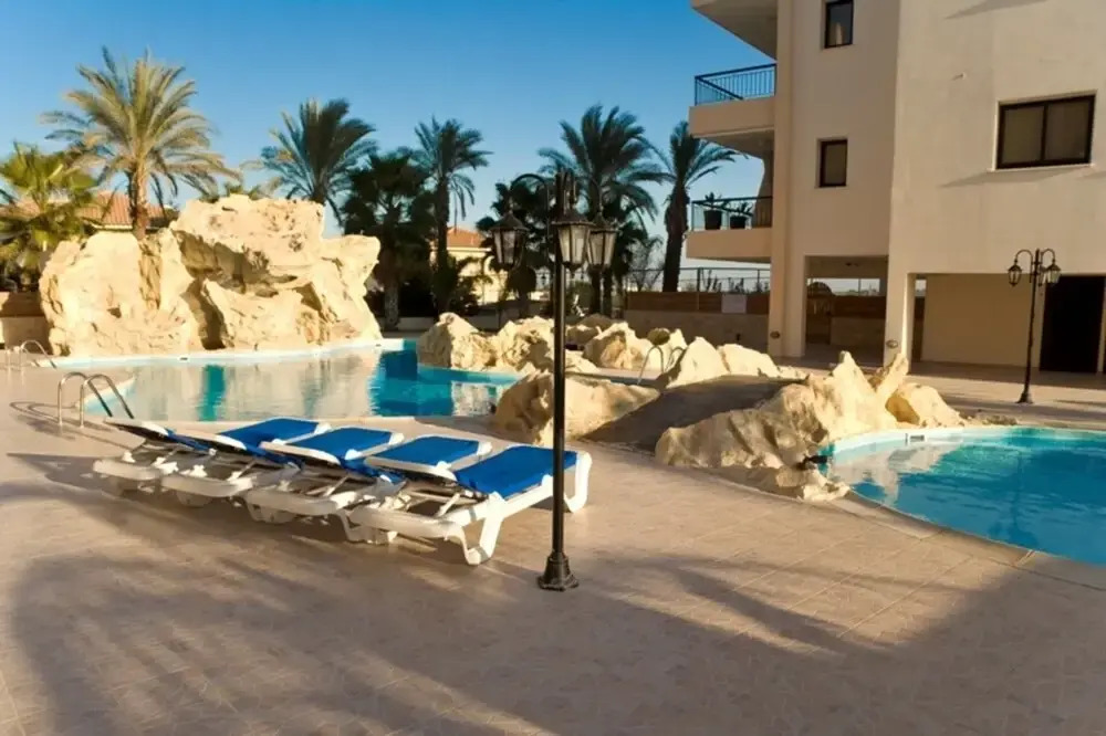 Beautiful 2-bed Apartment in Oroklini
