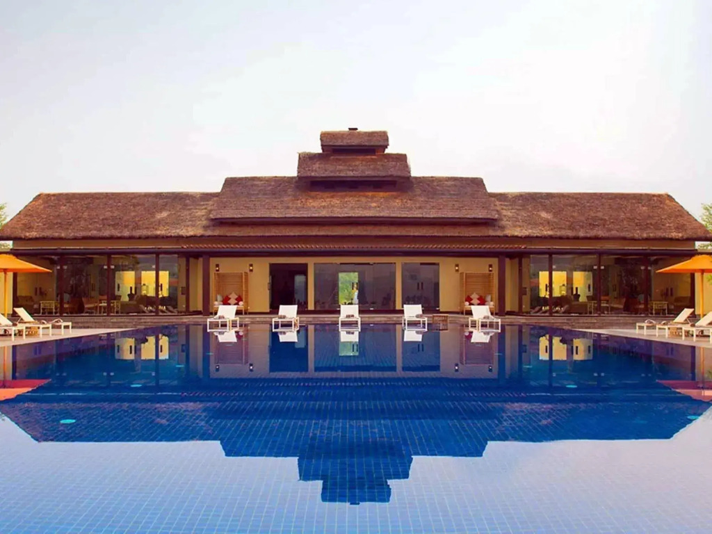 Meghauli Serai, A Taj Safari Lodge