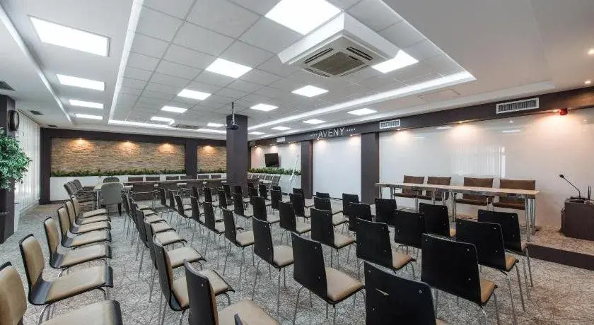 Garni Hotel Aveny