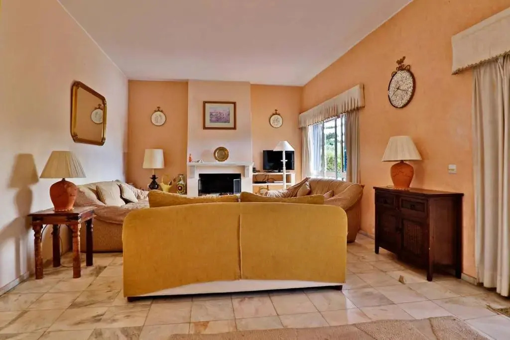 Villa Quadradinhos 3Q 4 Bedrooms Private Pool Short Walk To The Praca