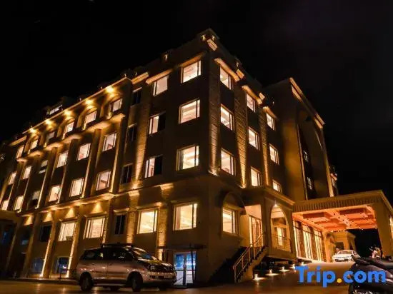 Le Royale Palace