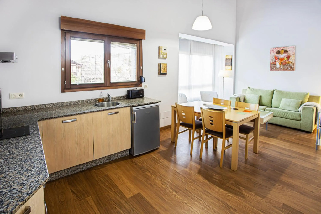 LA CASONA Encanto Rural - ApartaHotel SPA Llanes