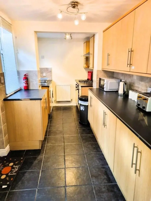 Stunning 2-bed House for 6 Guest Next to Anfield