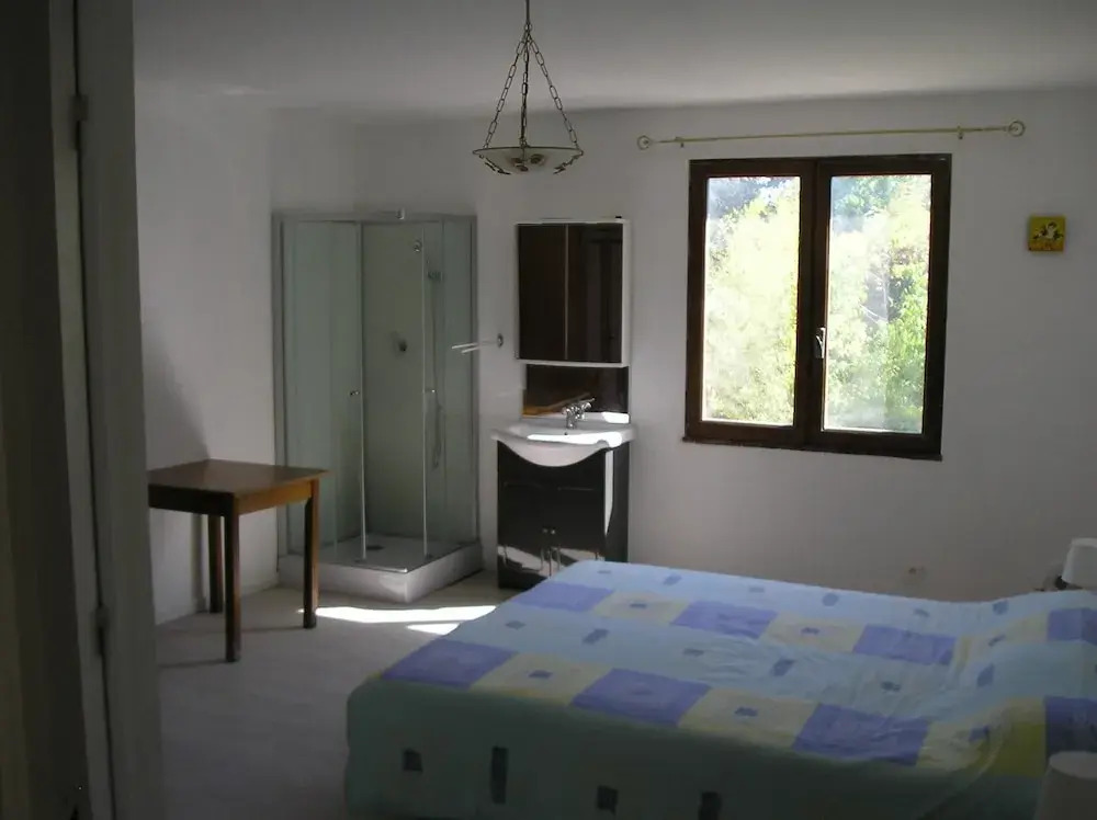 Apartment With one Bedroom in Uzès, With Pool Access, Enclosed Garden