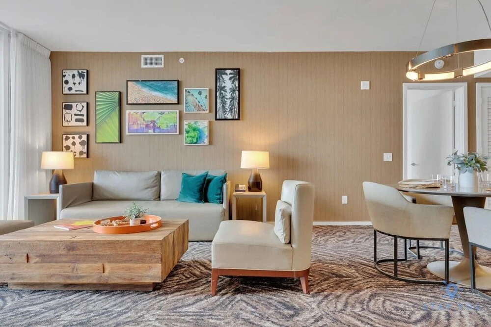Oceanfront Luxury Condo 1BR Balcony, Hollywood
