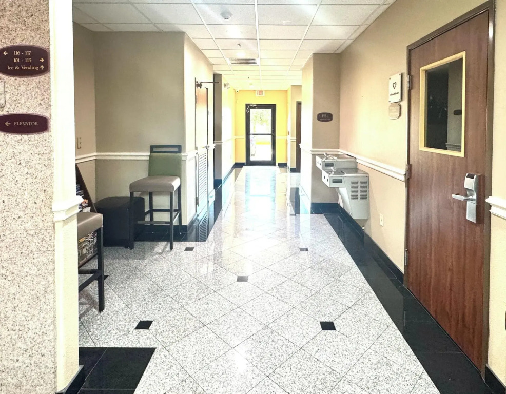 Comfort Suites Westchase Houston Energy Corridor