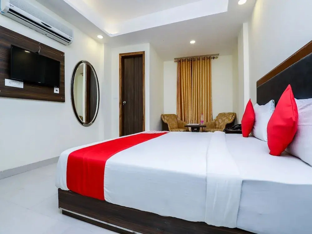 OYO 23466 Hotel Planet