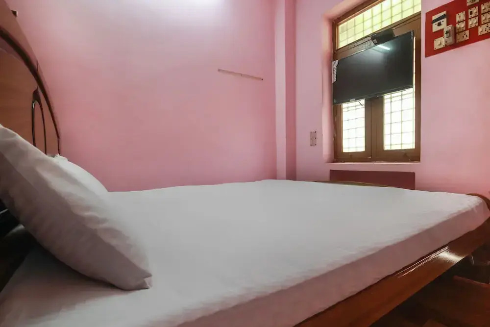SPOT ON 48806 Sri Jain Lodge
