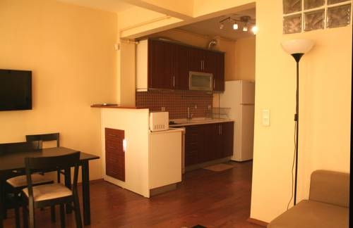 Aslan Apartments