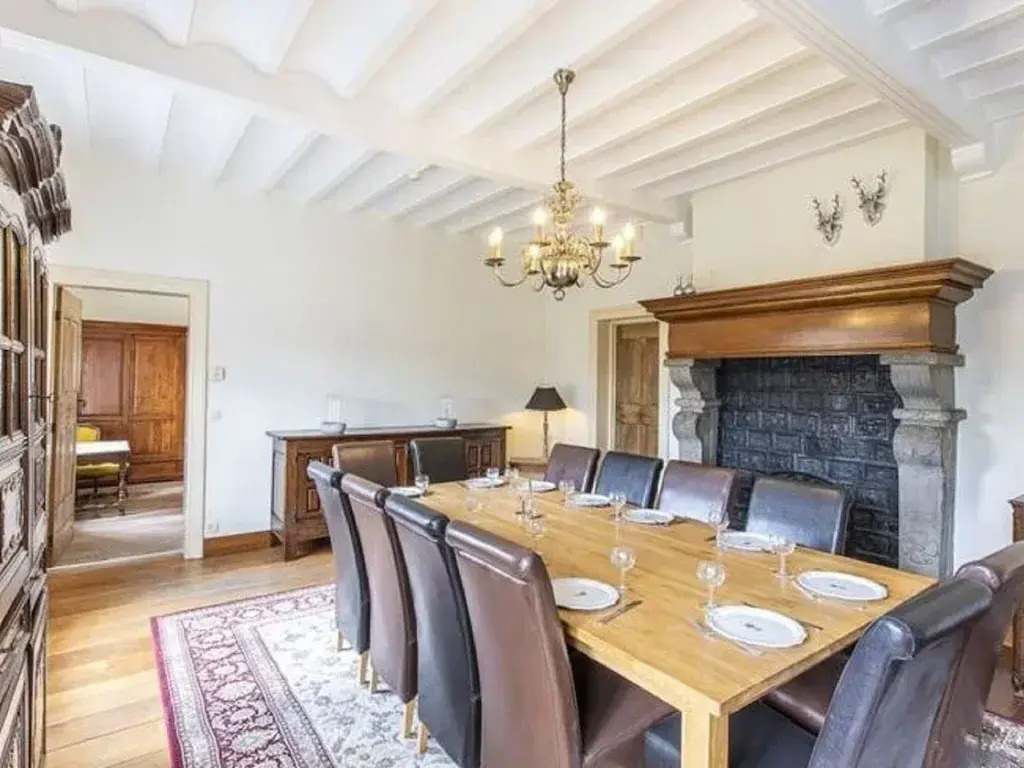 Luxury holiday home in Érezée with bubble bath and sauna
