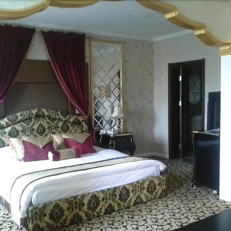 Lemon Tree Hotel