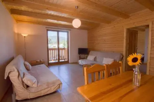 Sno Apartments