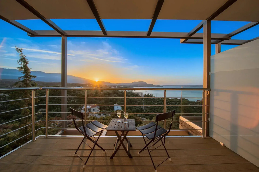 Alexis Zorba Villa - private pool & sea view - 8 min walk to beach