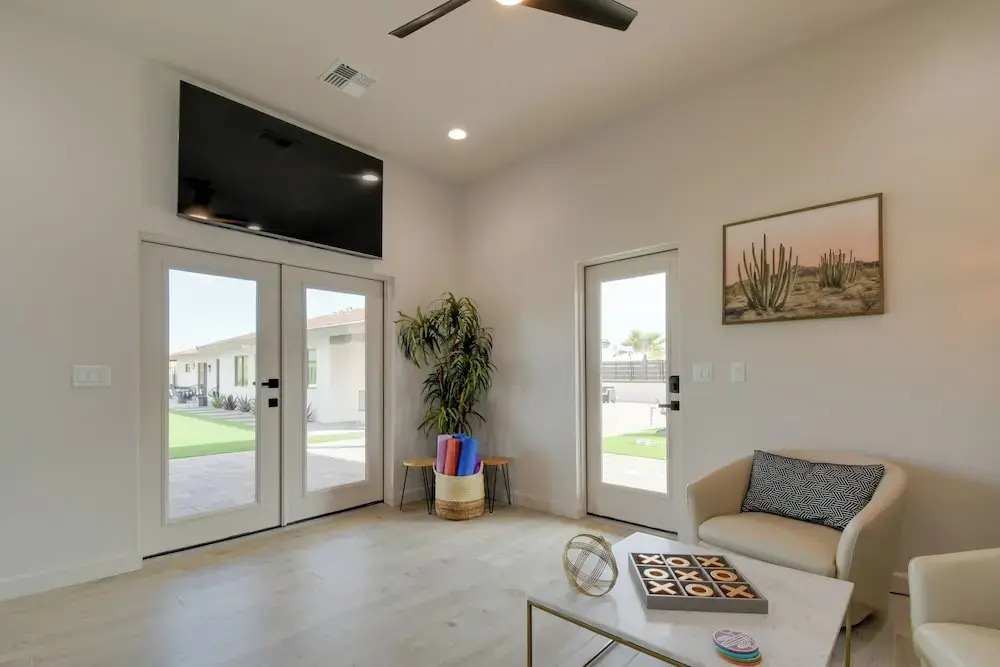 Game Room! Luxury Group Getaway in Fountain Hills