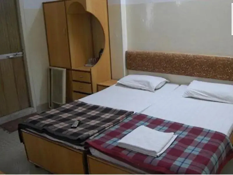 Hotel Raj