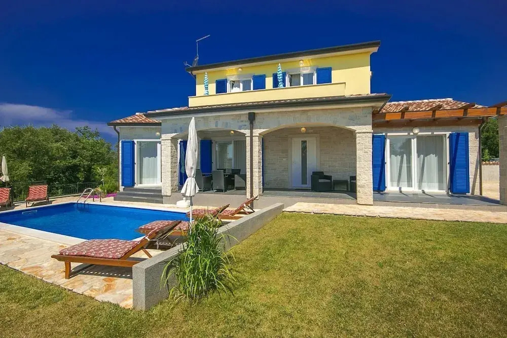 Villa Monika