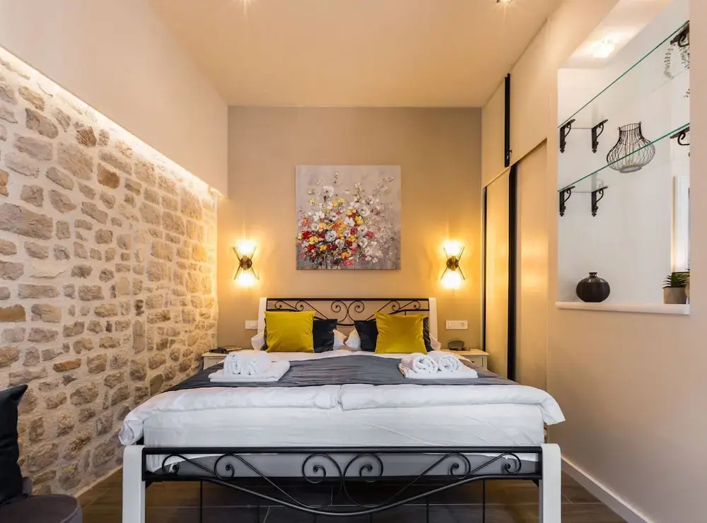 Authentic Stay in the Heart of Zadars Old Town