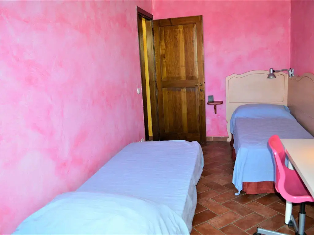 Apartment in Medieval Village, Splendid Panoramic View, Shared Swimming Pool