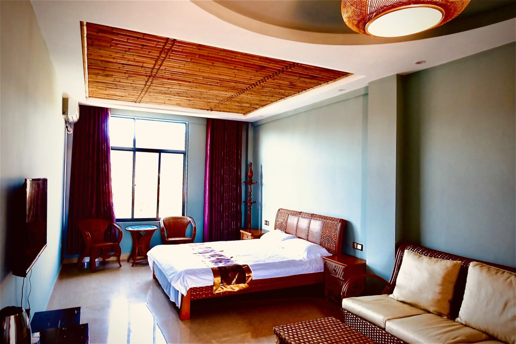 Sanya Jinji Liyuan Guesthouse