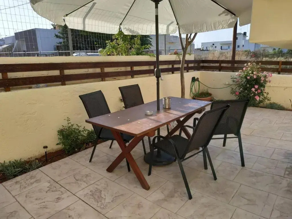 Lovely courtyard - Serenity
