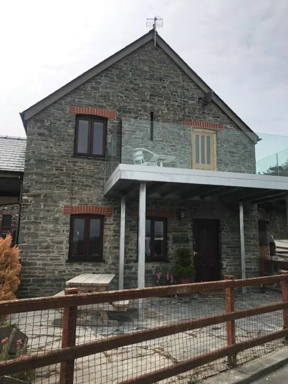 The Hay Suite
