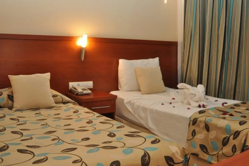 Selenium Hotel