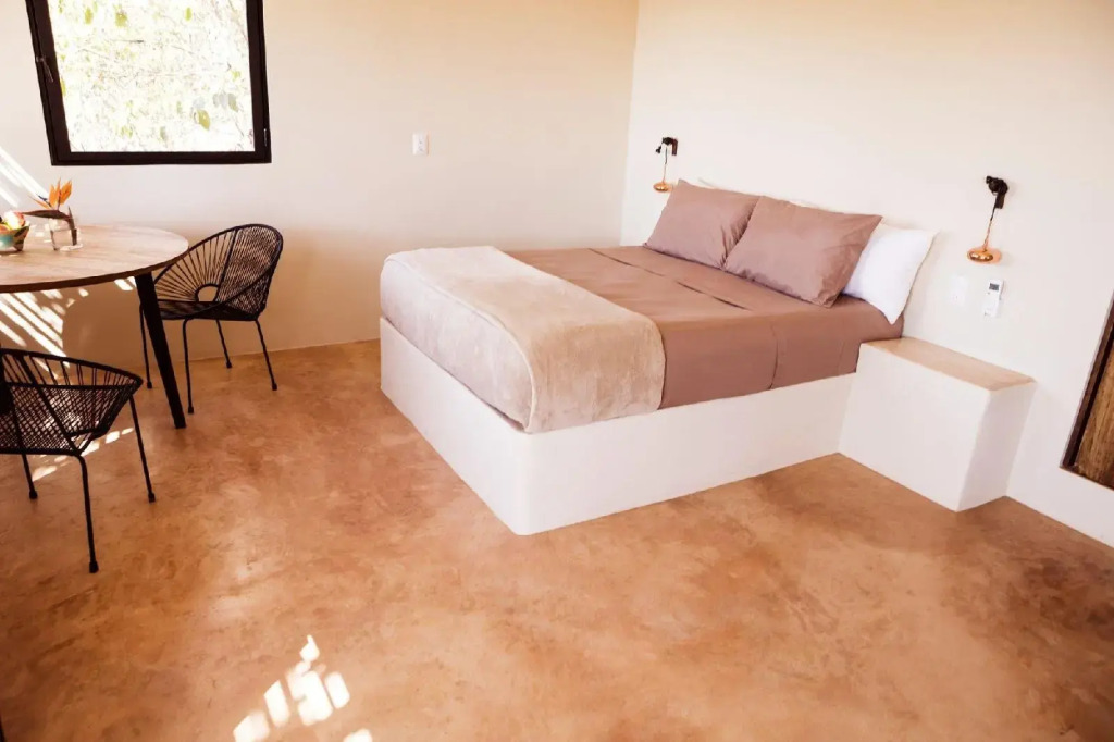 Casa Mono
