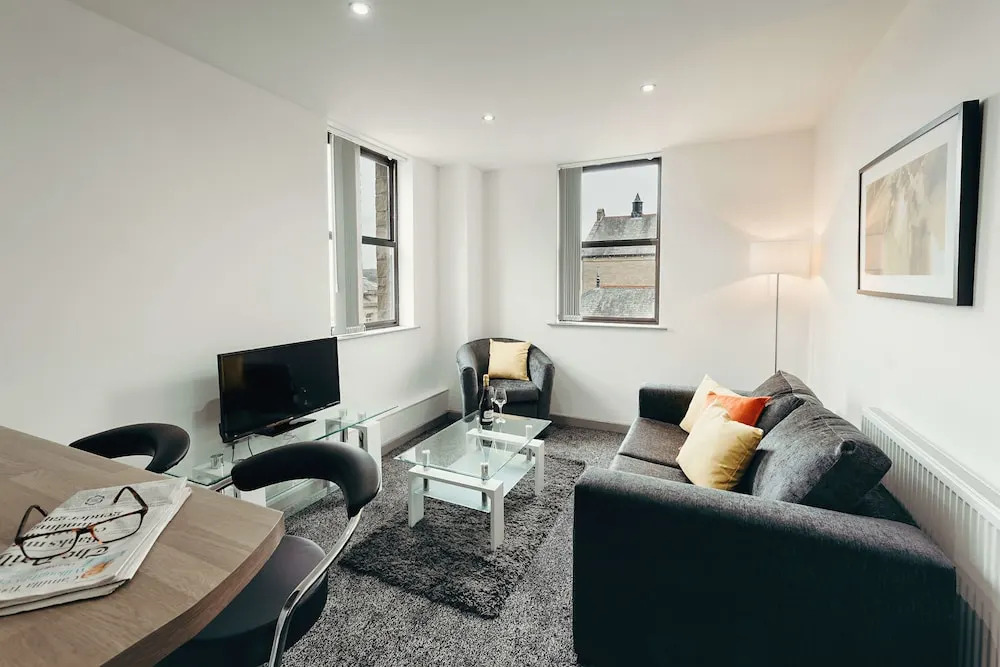 Halifax House Apartments