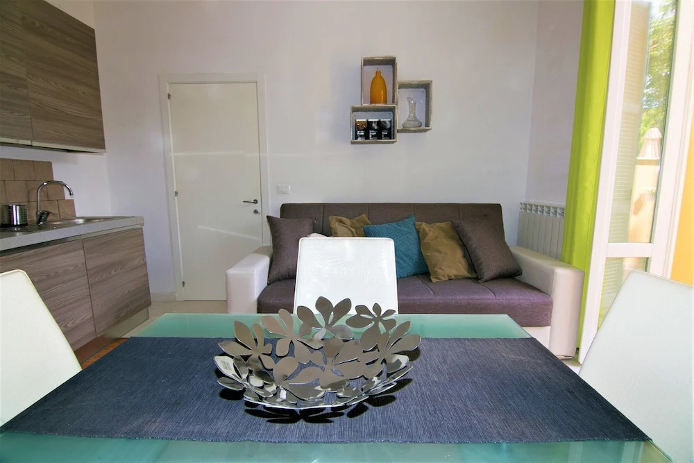 Casa Chiara in Centro con Corte Privata