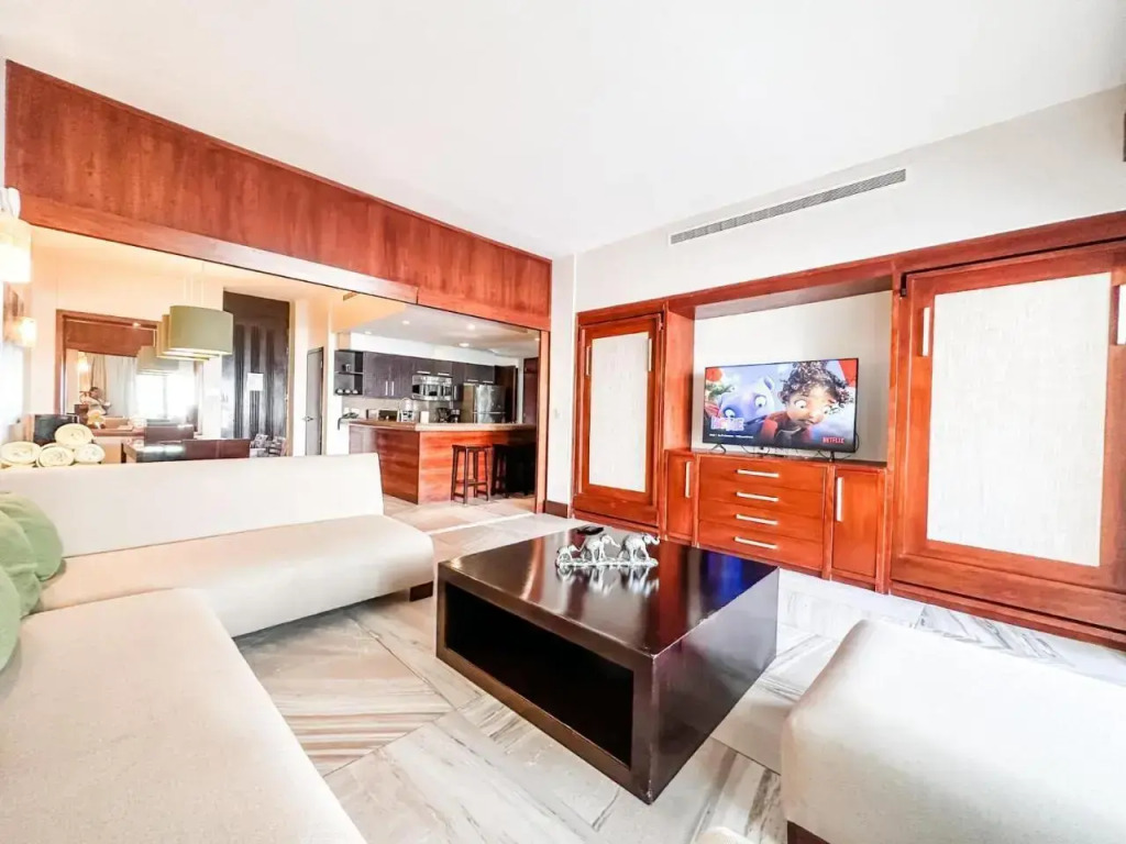 AT 2233 Amazing with Enormous Terrace & PrivatePool