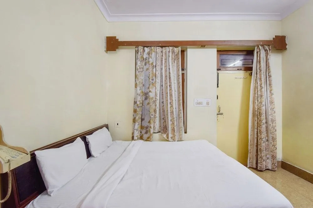 Spot On 47388 Dutta Guest House