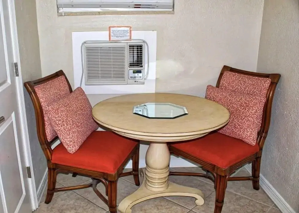 Coconut Grove Beach Resort Suites 1 to 4