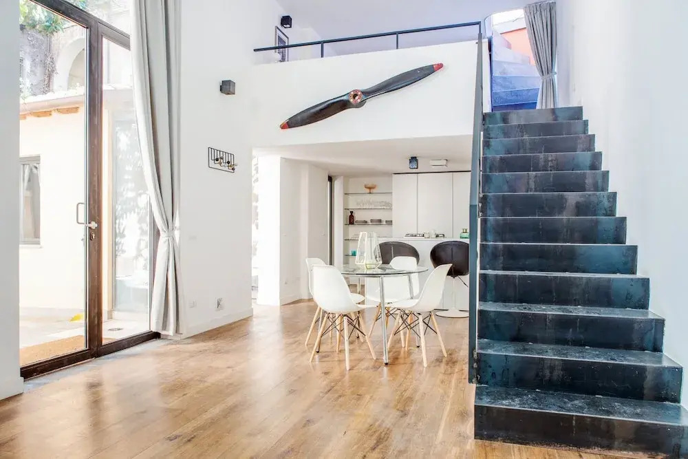 Studio Della Scala 6