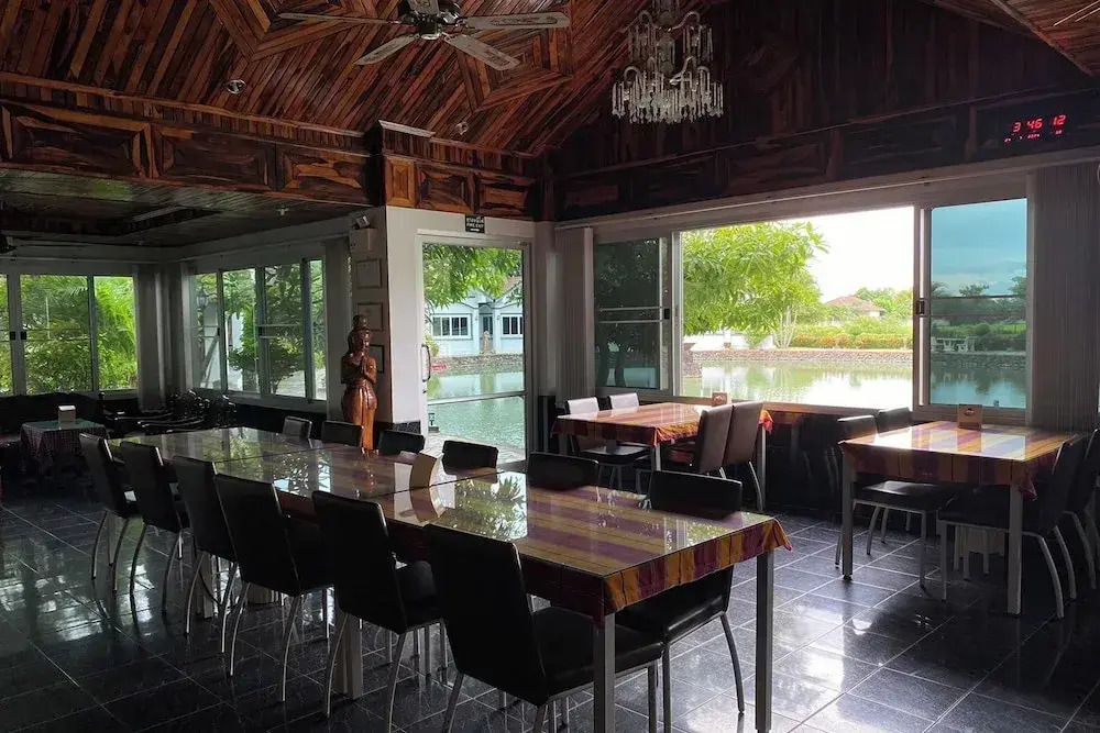 Baan Sanuan Resort