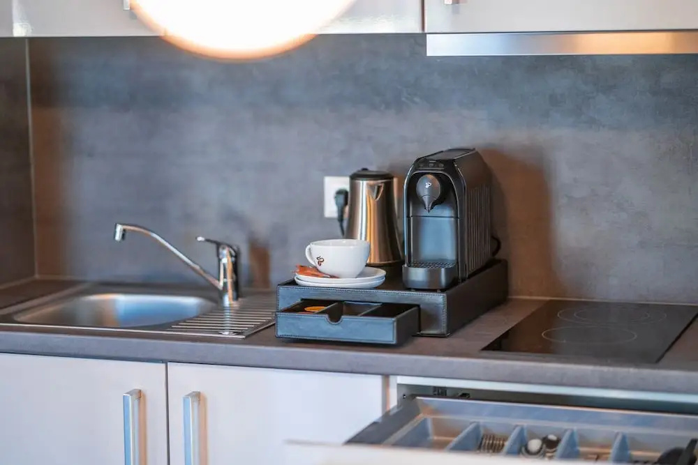 Boardinghouse City Home - Living