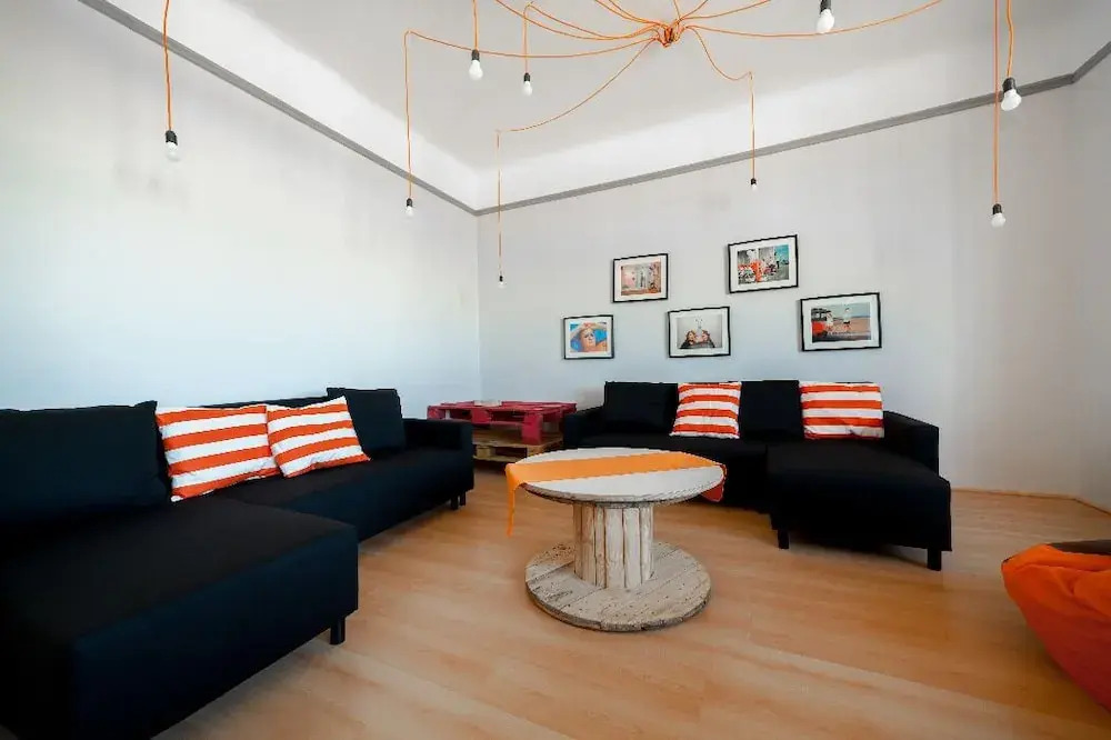 Astoria Central Apartments