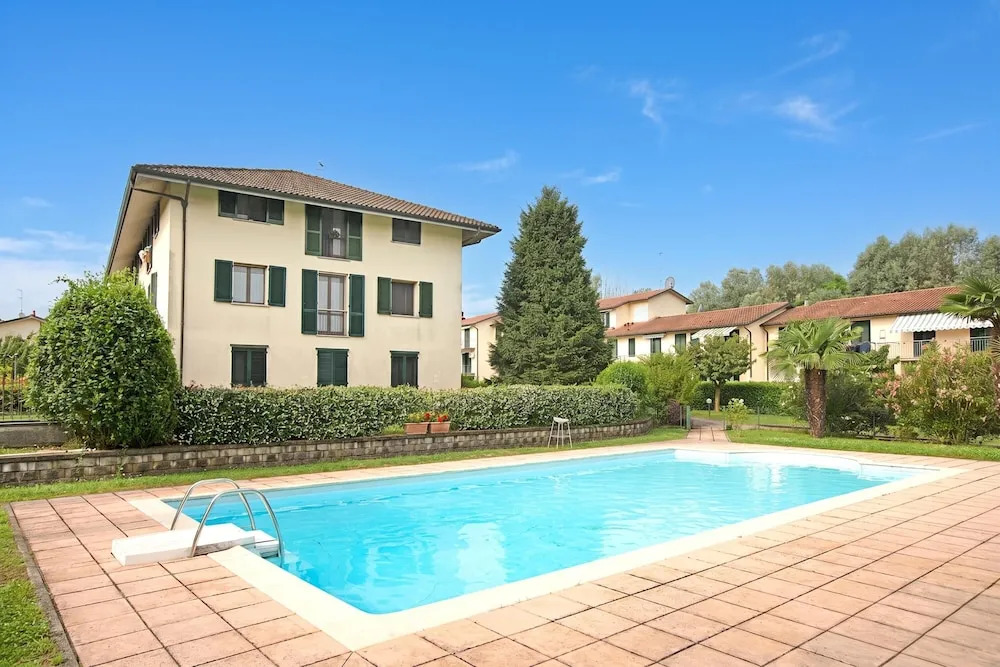 Angera Relax & Pool