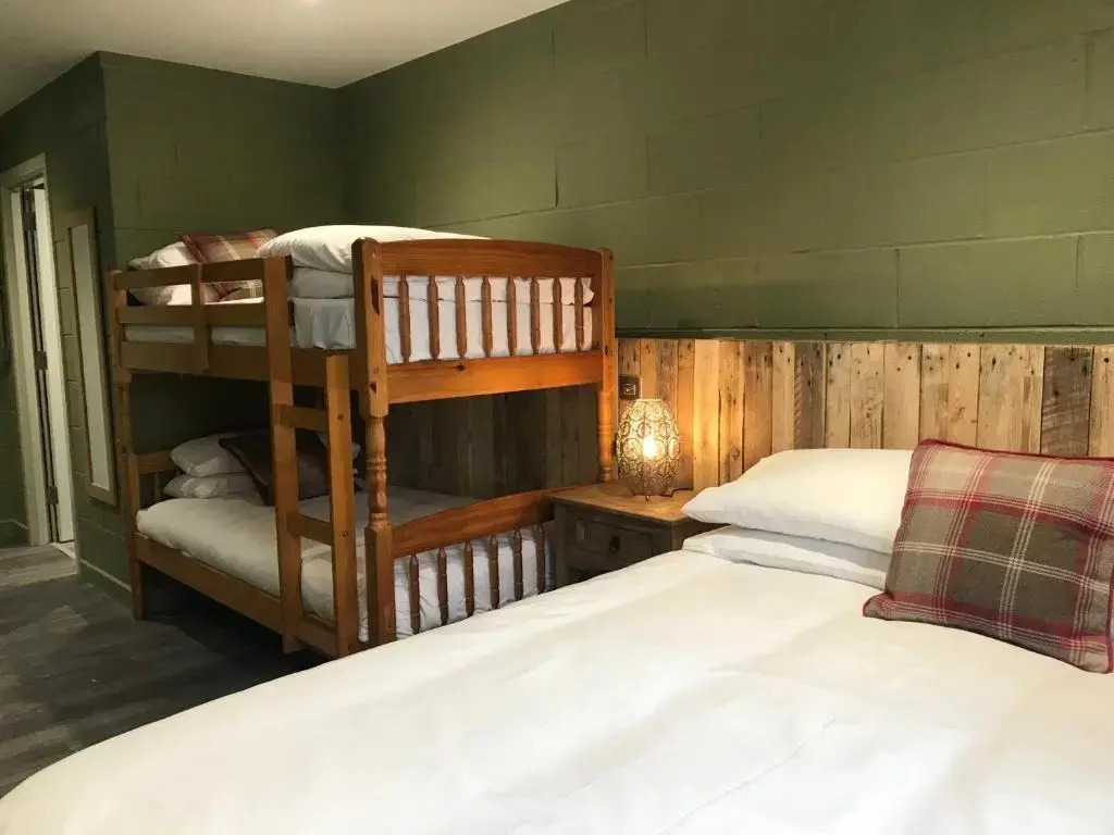 Rostrevor Mountain Lodge Hostel Accommodation