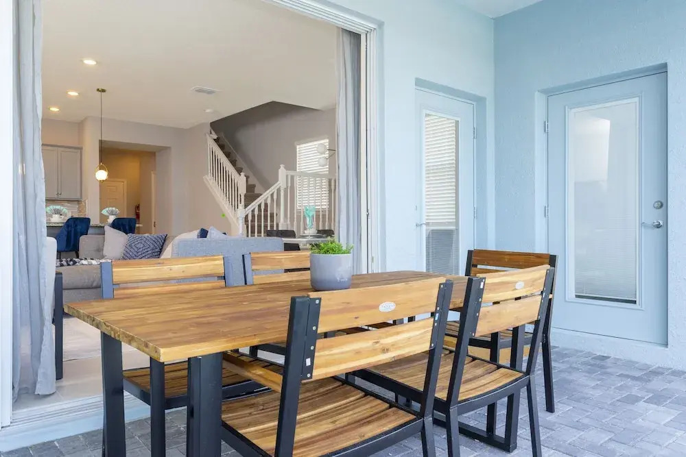 637 Windsor Island Resort 5Bd 11G 113944