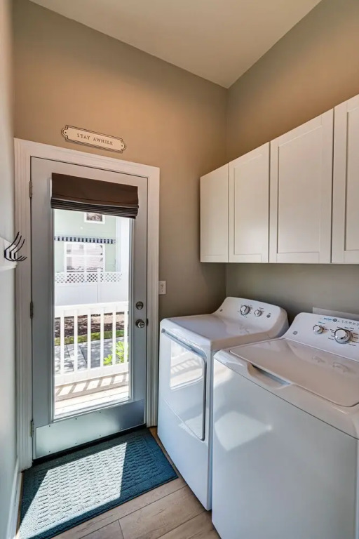 Magnolia Charms by Avantstay 2 Mins TO Beach Pet Friendly, BBQ & Balcony Views!