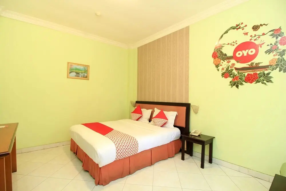 OYO 233 Hotel Global Inn