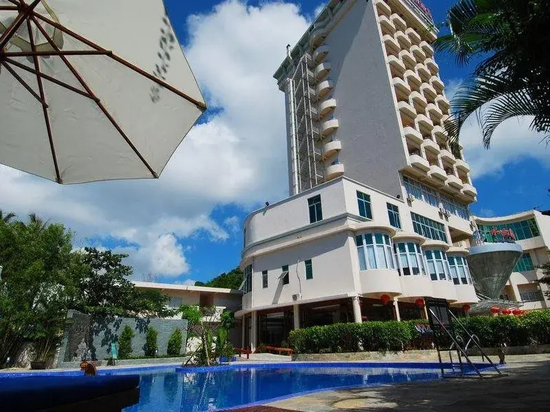 Dadonghai Water Industry Sea View Hotel