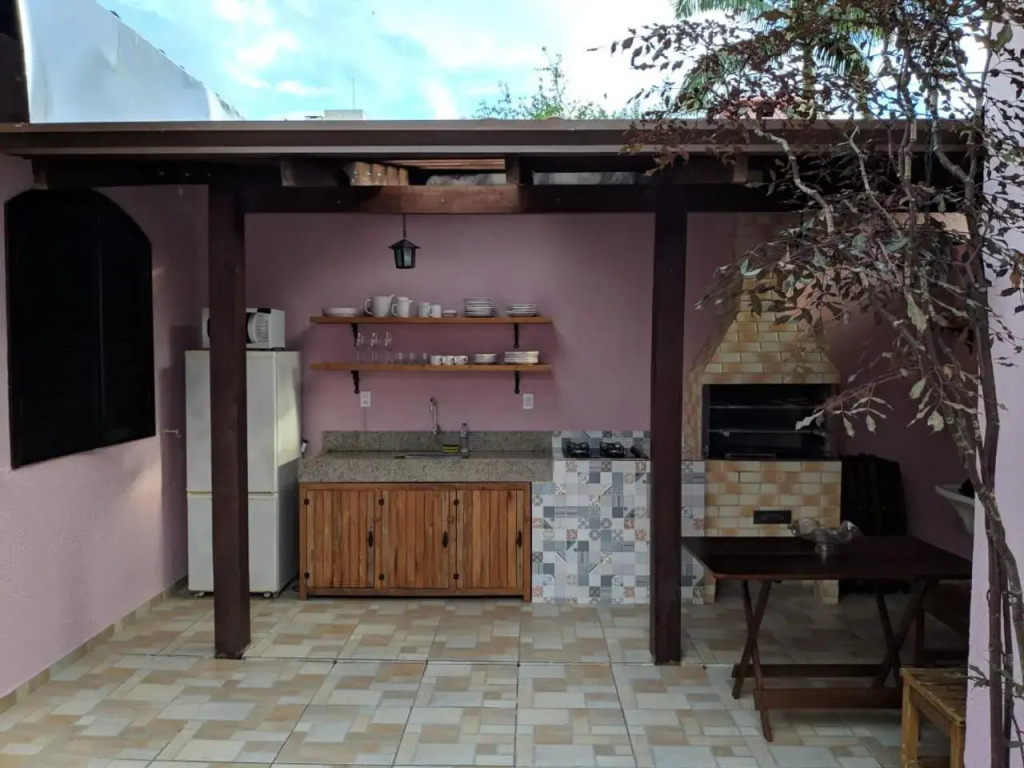 Ubatuba Centro - Casa terreo completa