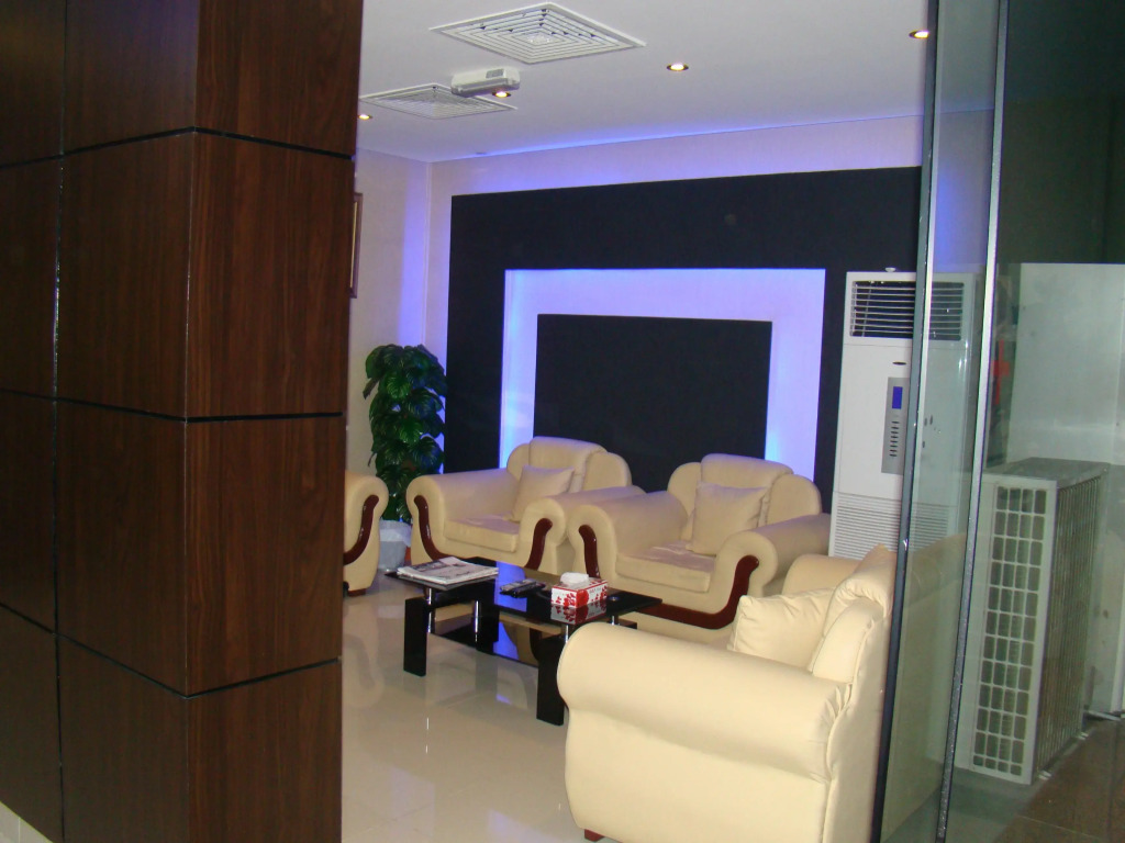 Savoy Grand Hotel Apartments